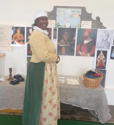 Did you know that Wollaton Hall offer the Black Tudor Sessions to families, in the Summer holidays!

The next session is 23rd August 2023 🙌

More info here- wollatonhall.org.uk/black-tudors-e…

<a href="/WollatonHall/">Wollaton Hall</a> <a href="/MyNottingham/">🏹 My Nottingham</a> <a href="/nottm_events/">What's On Nottingham</a> <a href="/NottsHeritage/">#NottsHeritage Team</a>

#BlackHistory #BlackTudors