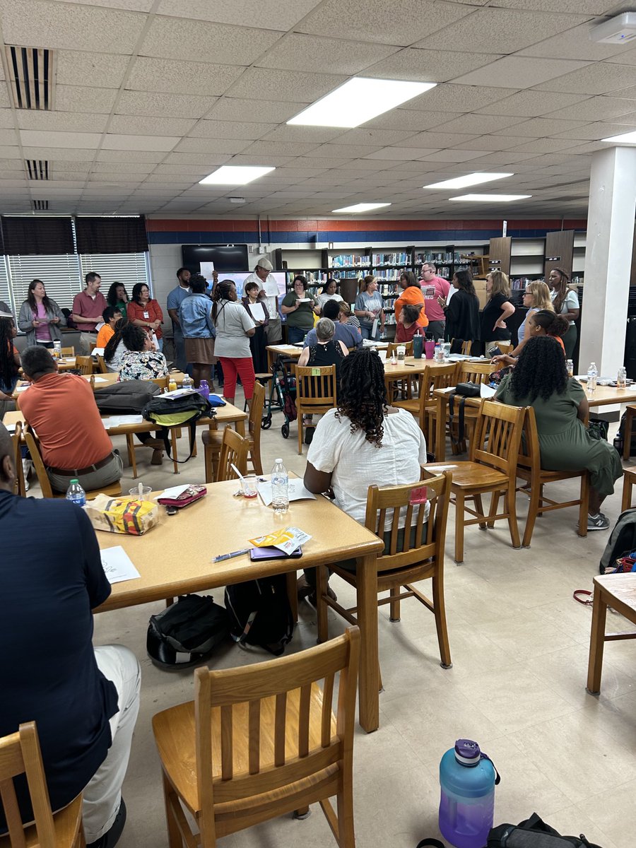 Great First Day with Staff at SVMS!!!  ⁦@southviewbobcat⁩ #createyourlegacy