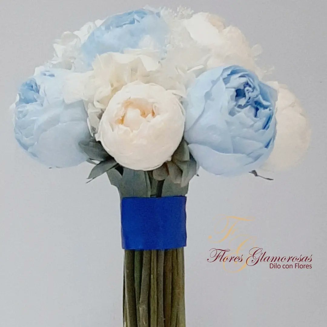 floresglamor's tweet photo. Hermoso #ramo de #peonias #preservadas acompañadas de #hortensia y follaje snow. Situada #boda es #azul como el mar azul, esta es una buena opción. Recuerda #diloconflores #wedding #bluewedding #novia #cdmx https://t.co/RrCOdMxfPW
