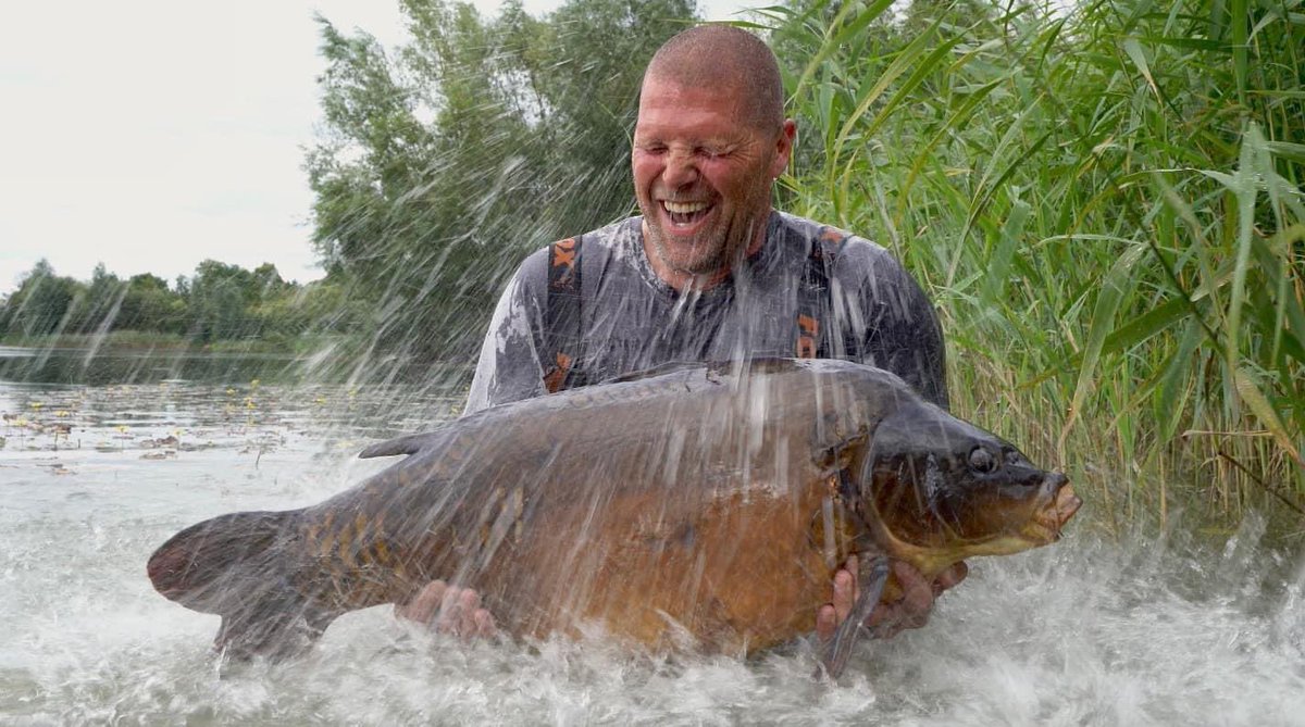 What a carp for Andy Price. The man who rolls all the bait at Baitworks HQ. Atlantic🔥Heat
