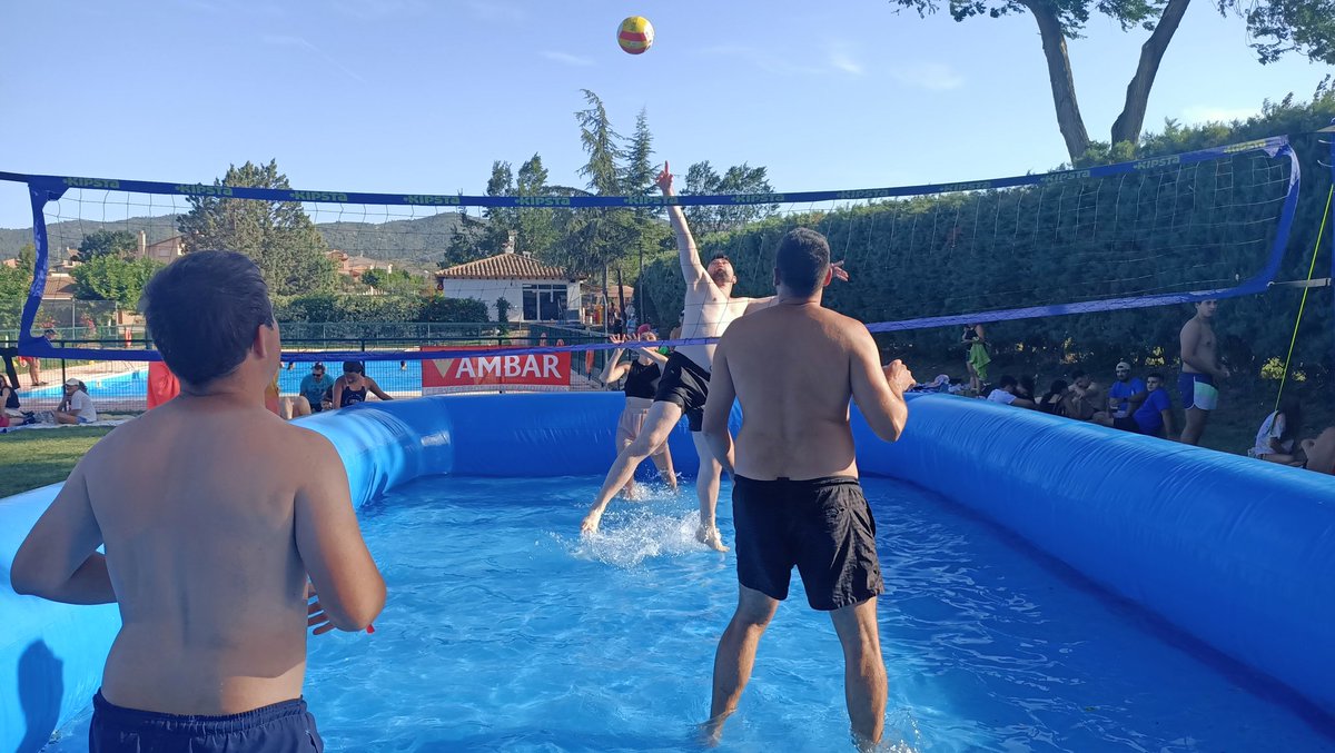 WaterVoley tweet media