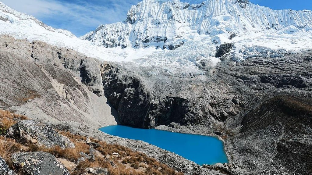 Stunning blue Water, 
Location Peru #landscape #Landsca