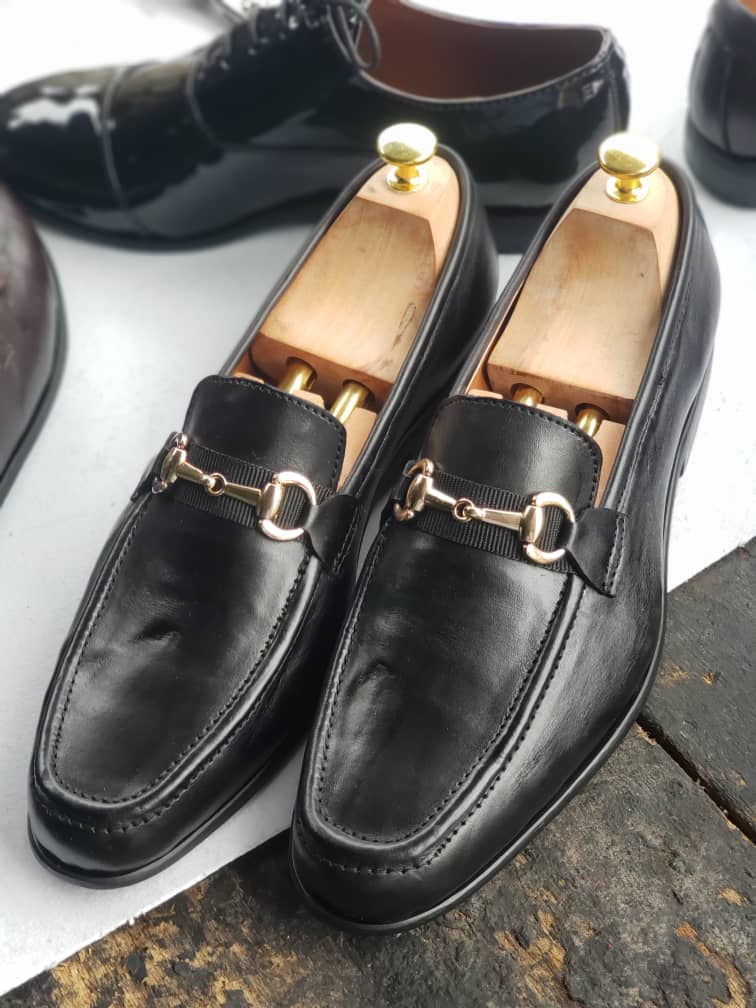 dovashoes's tweet photo. Made in Ghana
Size 38-45
Price: 200 Cedis
📱0247408609
Instagram: @dova_shoes

Ghana #Pizzaman #OccupyBoGProtest Finance Mzgee Free Jesus #AddisonMustGo ICGC Pastor Love NPP NDC https://t.co/SAJ6fPmY1P