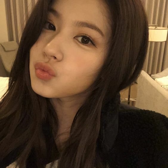 neoluvver's tweet photo. restarting! 

 hi<3 i'm shieca! looking for active kpop moots !  
: she/her, filo
 : INTP, virgo 
: not new to #stantwt, #kpoptwt , &amp; #bnstwt  
 stan: nct,svt, riize, twice, (g)-idle, bp, enhypen, etc!  

pls rt to be moots &amp; to spread ! ifb!! https://t.co/jGckCJeI7i