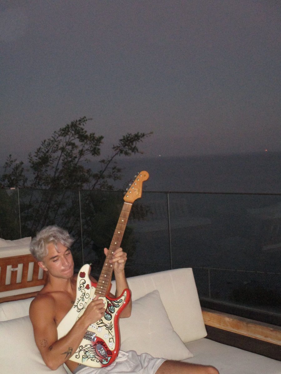 Daniel Seavey tweet media