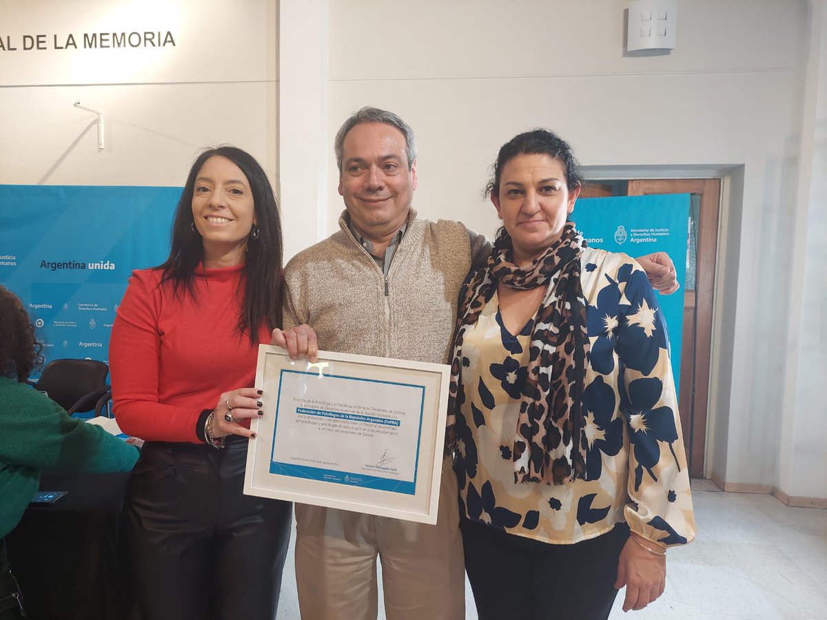 mineducacionqn's tweet photo. En el marco del Día de la Psicóloga y el Psicólogo Víctima de Terrorismo de Estado, las Lic Valeria Ruiz y Evangelina González  del @CavNeuquen #MinisterioGobiernoEducación participaron  del encuentro organizado por la FePra y la Secretaría de Derechos Humanos de la Nación https://t.co/gNGCMOHNQP