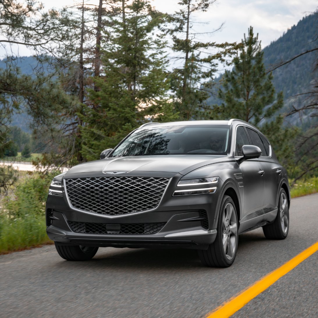 GenesisMotorsCA's tweet photo. Le Genesis GV80 est le premier véhicule au monde à être équipé de l'annulation active des bruits de route, un dispositif rendant chaque trajet aussi paisible qu'une balade en montagne. 

Réservez votre essai routier à domicile dès aujourd'hui : https://t.co/nRzDQSJBTi https://t.co/bSctizbuRZ