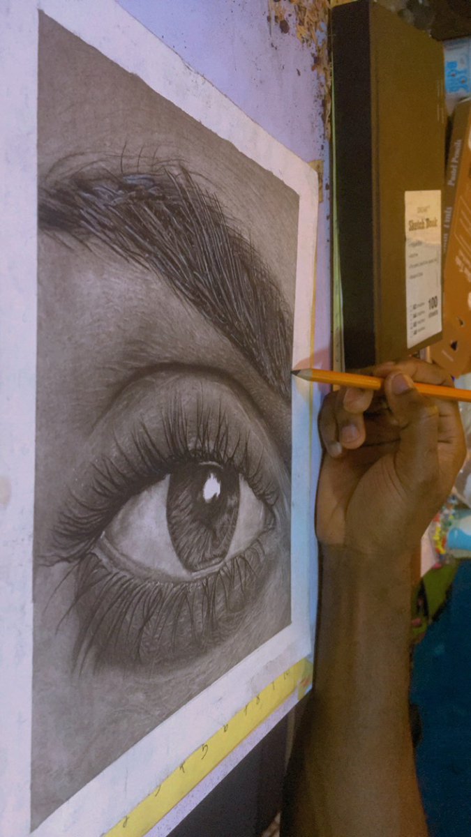 aduraqbemi's tweet photo. GM🌹
"EYE WITNESS" (Eye study) 2022
Graphite X charcoal on Pelican
Art by Aduraqbemi🌹
#dharmiexpression #eyes #art #artistontwitter #workofart https://t.co/vPVR485YK9