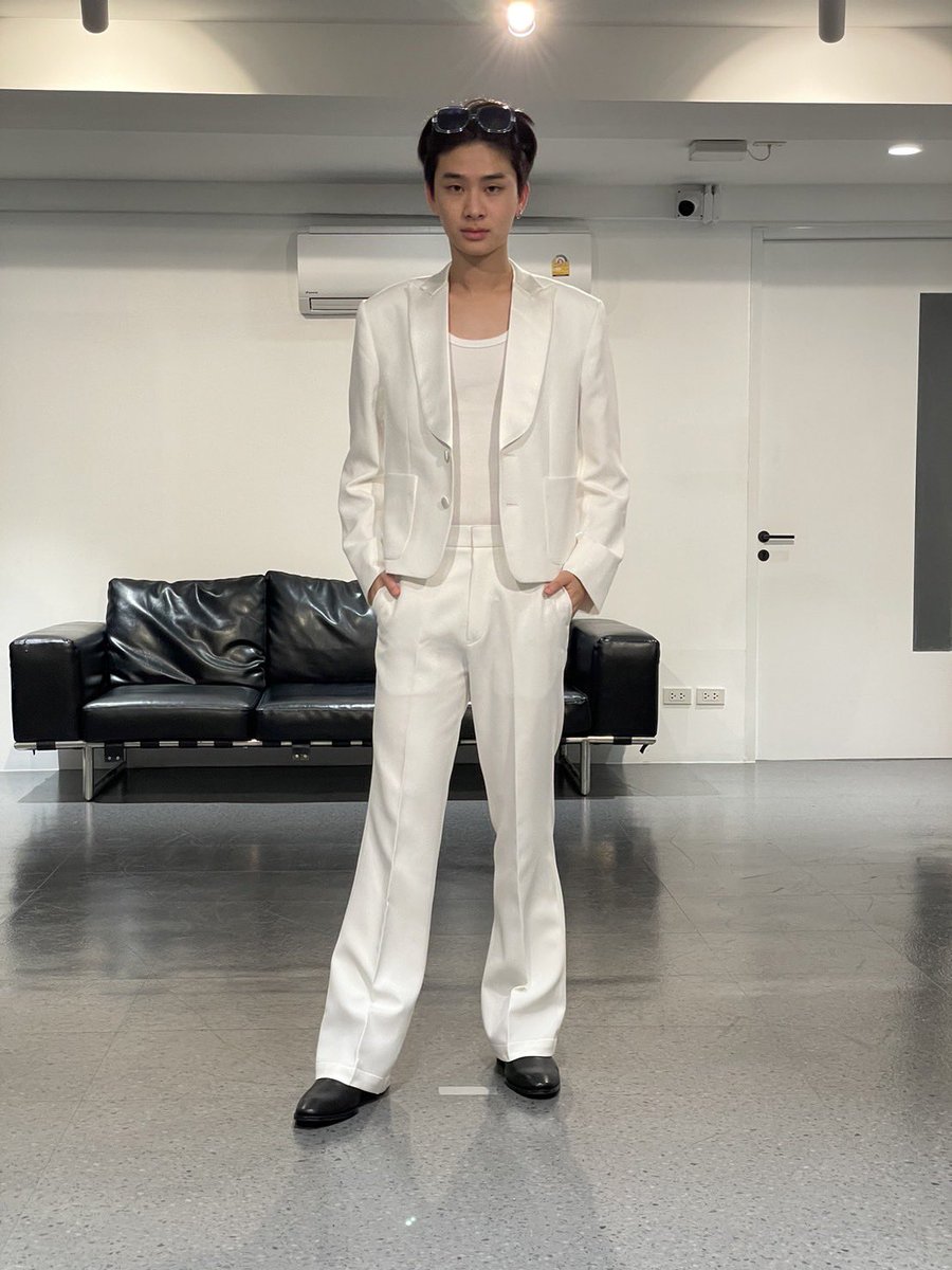 วิวัฒนาการ เก็บครบทุกสี #THAIchayanon