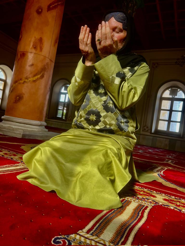 SadiqJamal777's tweet photo. په ټولو ټامیانو دی بلا وګرځه
ته له غربه افغانستان ته او دوي له افغانستانه غرب ته وتښتيدل دادکفر غلامان دنیا خرابه اخیرت خراب لمونځ نسته  په نامه مسلمان دي https://t.co/9Dl81Rigvr