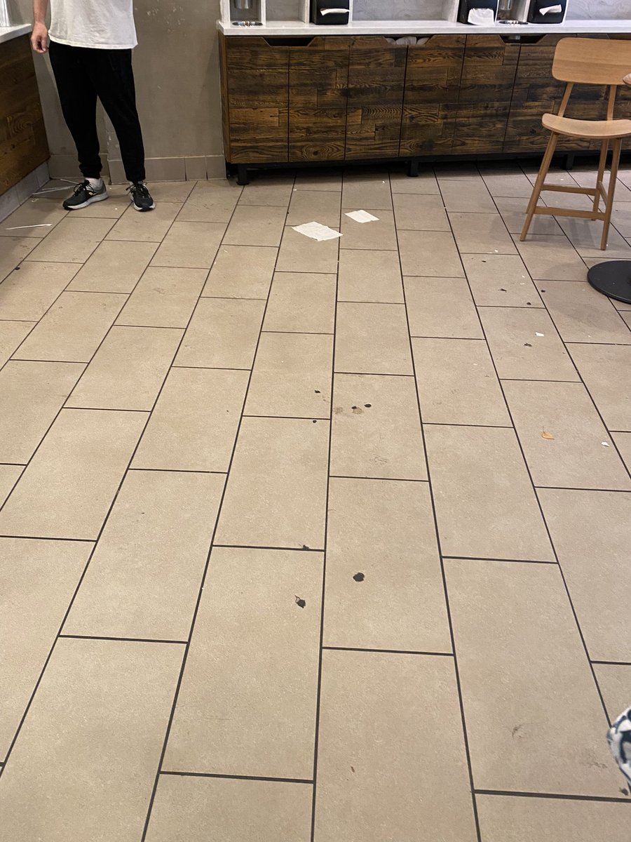 cnnoles's tweet photo. .@Starbucks your MOA location needs some help - this floor is filthy! 🤮 

Store 10077 https://t.co/tnmgzwoxVe