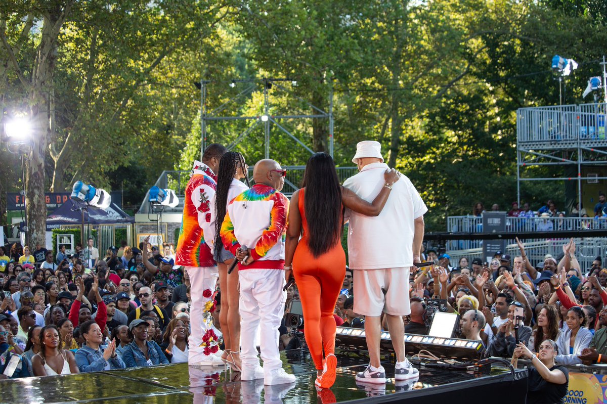 solelycreating's tweet photo. Busta Rhymes, Spliff Star, Remy Ma, Fat Joe &amp; Bia on Good Morning America 💛 

📸: @solelycreating, Marleen Moise 

@RealRemyMa @fatjoe @BustaRhymes @BIABIA 

#hiphop50thanniversary https://t.co/6hySDsqvQE