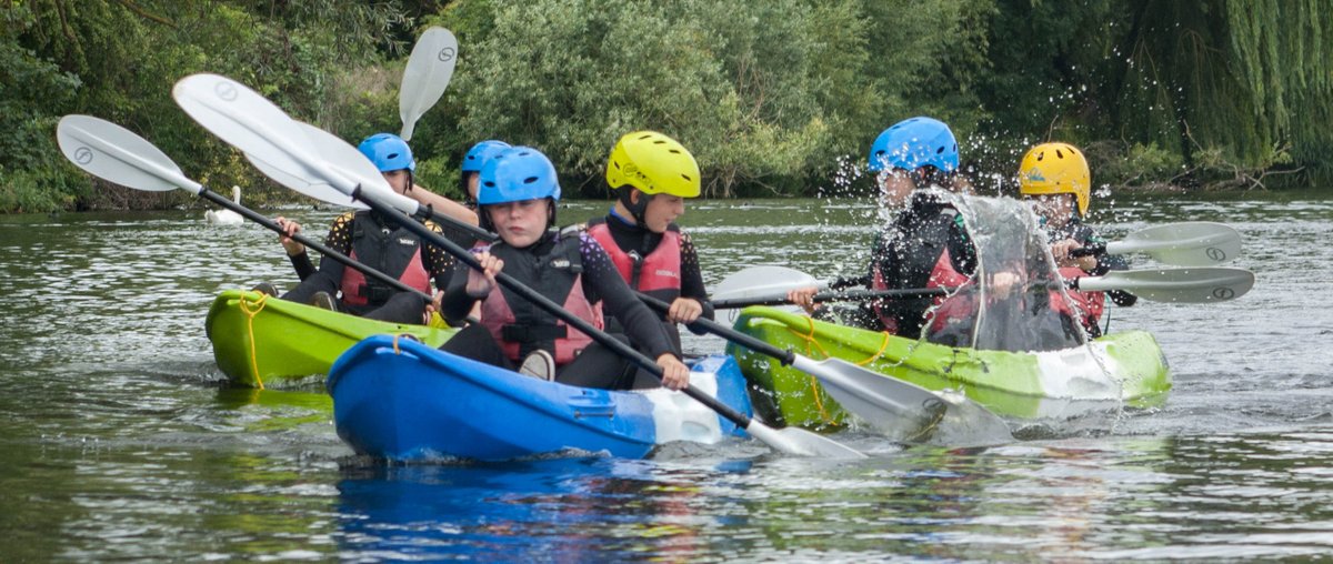 Our Summer water activities  programme is underway for this week. Today, we had an enthusiastic group who enjoyed our Katakanus, Kayaks and Stand Up Paddleboards (SUPs)
All instruction and equipment is provided
Book via our website
essa.org.uk/events/summer-…
