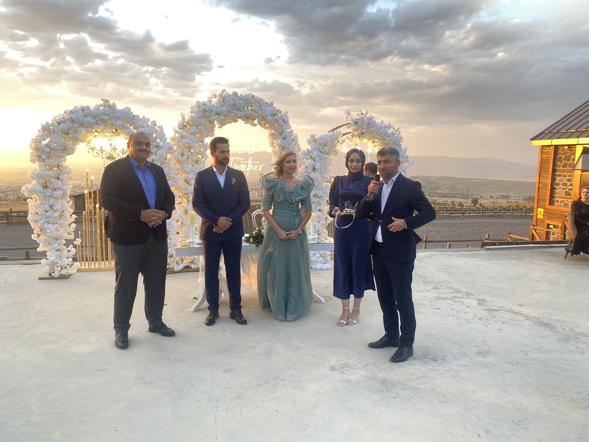 Mustafa Kahveci (@khvci_mustafa) on Twitter photo Bu mutlu günümüzde bizleri yalnız bırakmayan il Başkanımız sayın <a href="/avibrahimK/">İbrahim KÜÇÜKOĞLU</a> ve Aziziye belediye başkanımız <a href="/muhammedcevdet/">Muhammed CevdetORHAN 🇹🇷</a> beye teşekkürlerimizi sunuyoruz. Bu mutlu günümüzde bizleri yalnız bırakmayan il Başkanımız sayın <a href="/avibrahimK/">İbrahim KÜÇÜKOĞLU</a> ve Aziziye belediye başkanımız <a href="/muhammedcevdet/">Muhammed CevdetORHAN 🇹🇷</a> beye teşekkürlerimizi sunuyoruz.