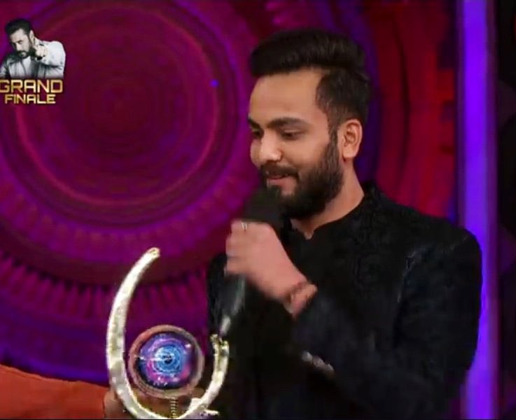 AdvAshutoshBJP's tweet photo. Heartiest Congratulations to #ElvishYadav for winning #BiggBossOTT2Finale 🔥🚩

Jai Shree Ram🚩 https://t.co/ZgfkjsnYm4