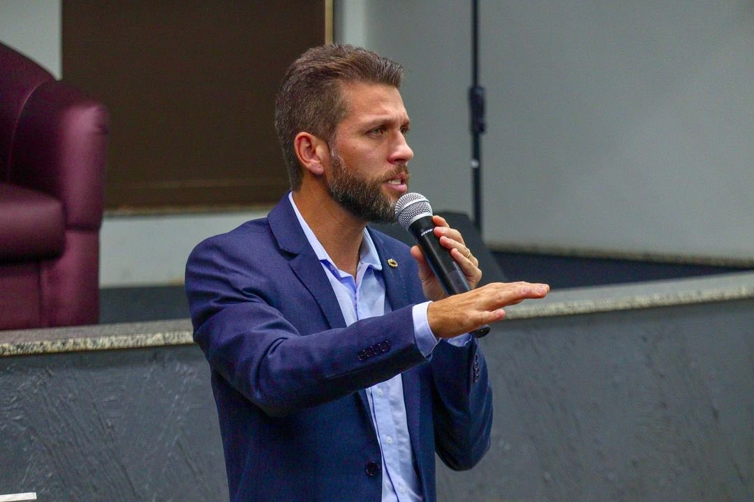 salt_fap's tweet photo. Capela com o Pr. Wesley Reis, líder nas áreas de Mordomia Cristã e Saúde da Associação Norte Paranaense. Tema: Fidelidade.

Devemos ser fiéis mordomos do Senhor em todos os aspectos, e ensinar outros a fidelidade a Deus. https://t.co/JZygzntnrU