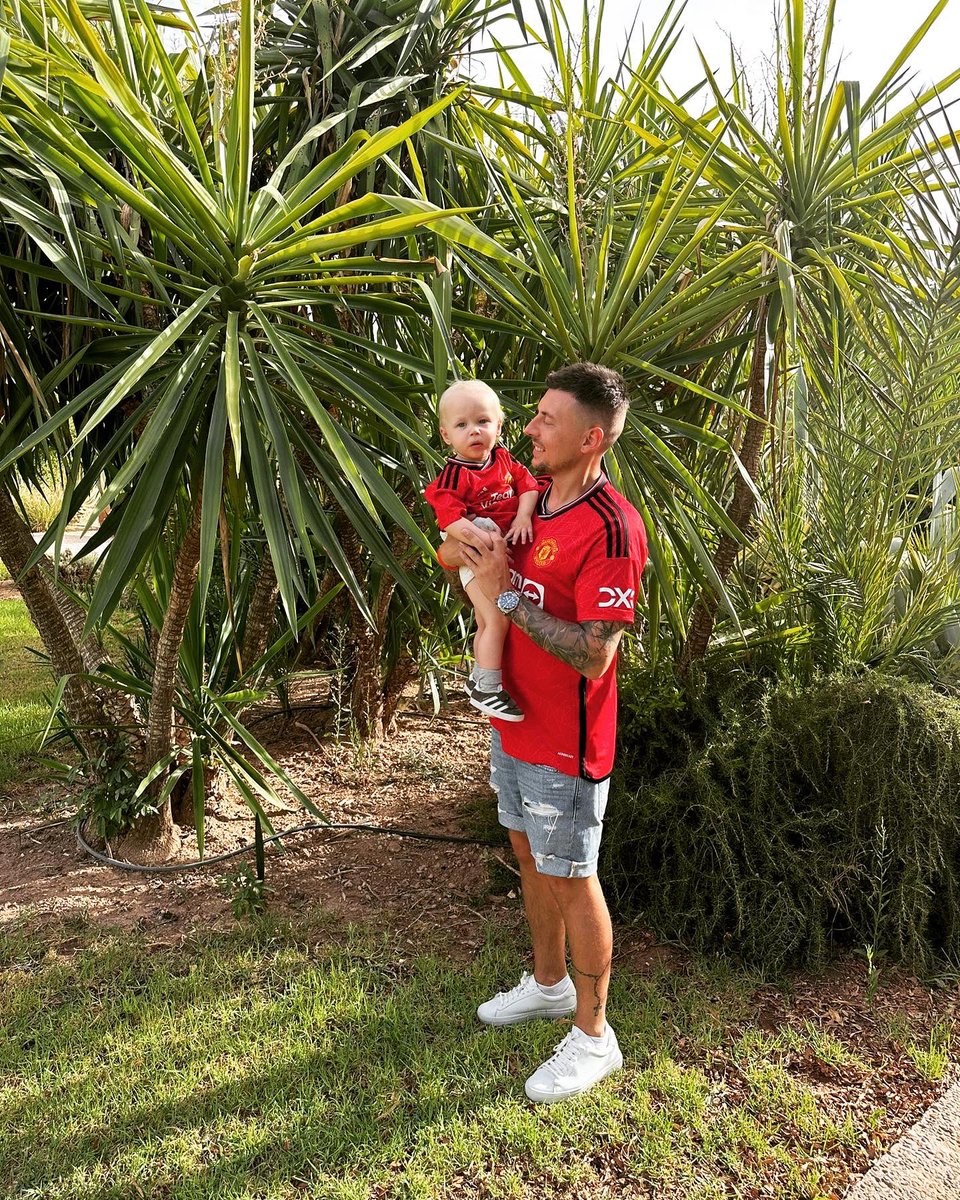 Dannyrowe28's tweet image. Supporting from Marrakesh tonight, come in you reds! 🌞🔴🍺 #MUFC #ManchesterUnited #ManchesterUnitedvsWolves