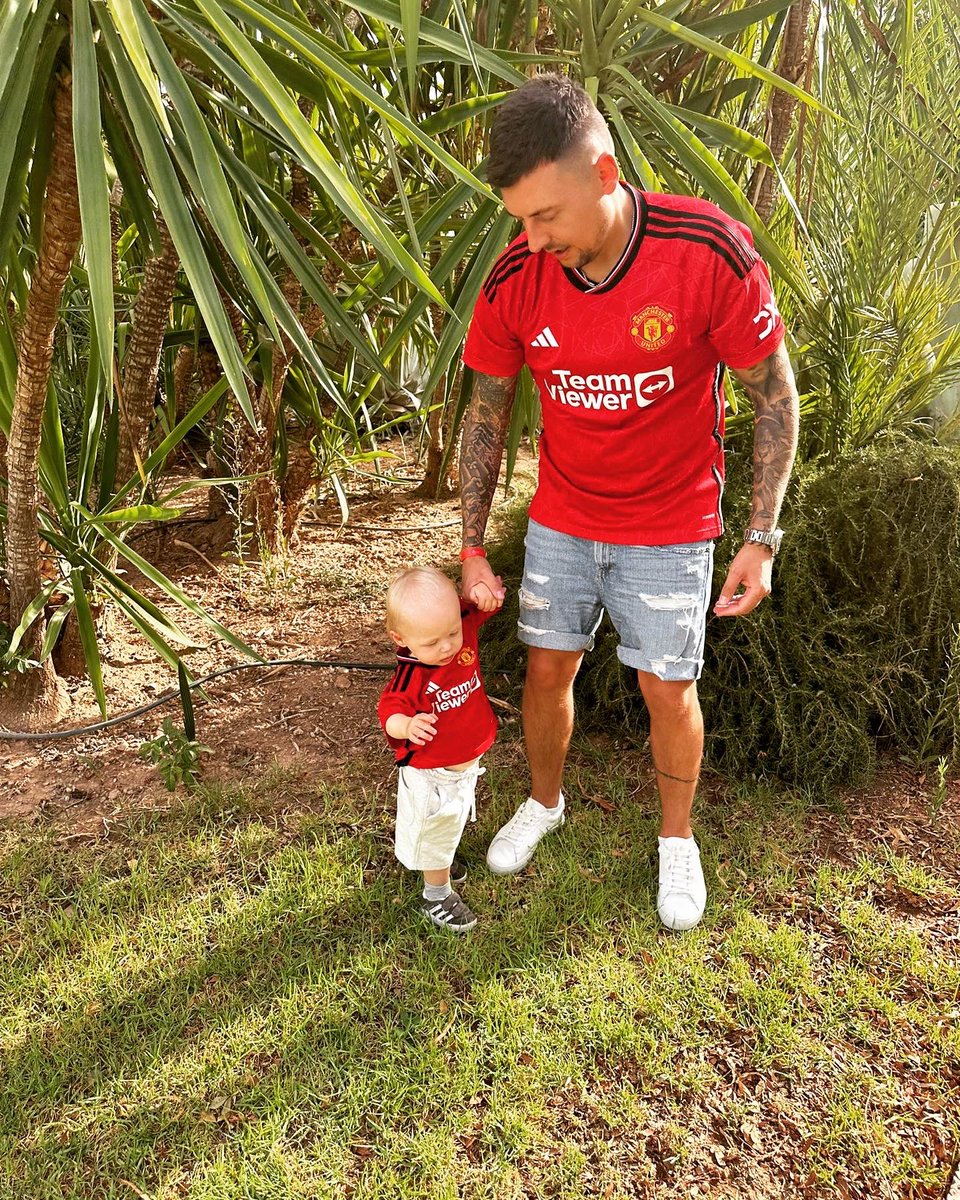 Dannyrowe28's tweet image. Supporting from Marrakesh tonight, come in you reds! 🌞🔴🍺 #MUFC #ManchesterUnited #ManchesterUnitedvsWolves