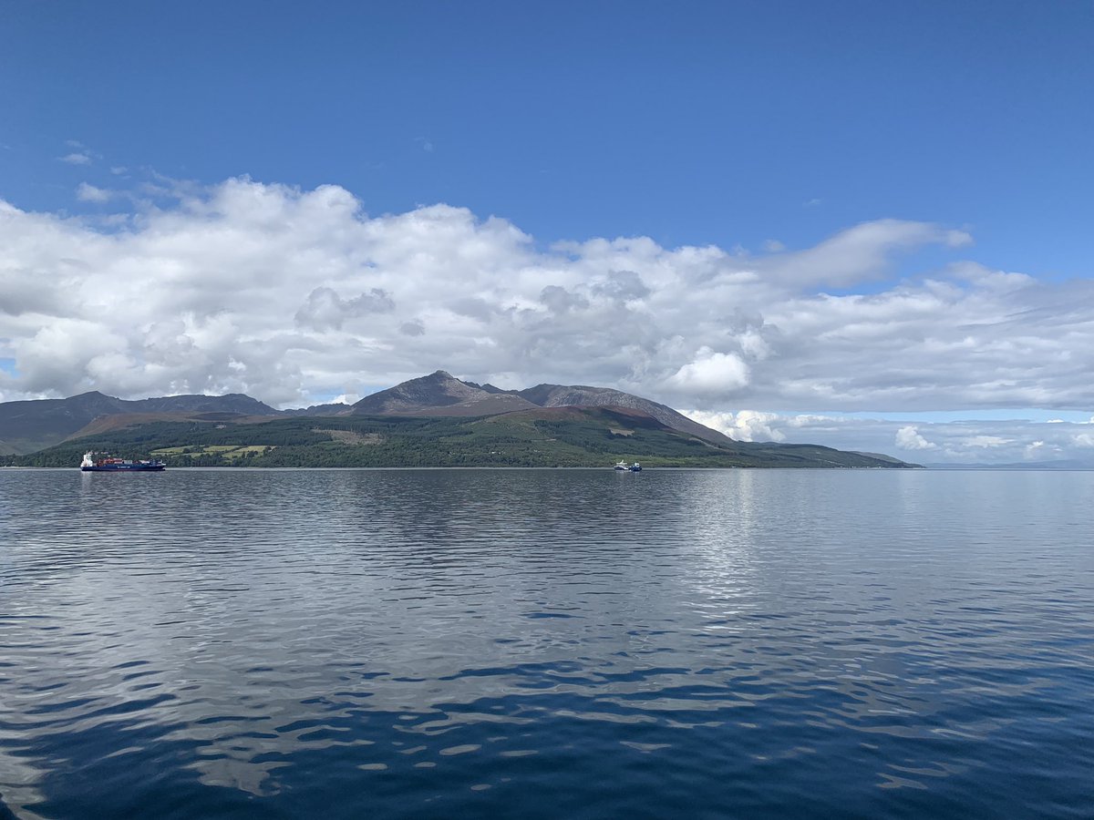 JonKiddd's tweet image. Fine weather at the Clyde anchorage today.