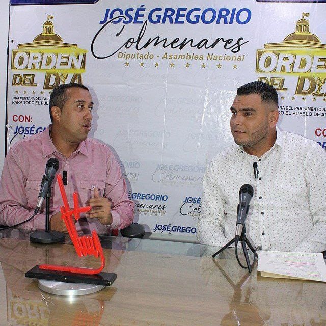 JG_COLMENARES's tweet photo. Este lunes tuvimos la participación de los alcaldes @RafaelG26730 del municipio Camatagua y @MaykerLopez3 de San Casimiro, quiénes a través de esta ventana comunicacional pudieron comentarle a nuestro pueblo de los avances en materia de gestión. https://t.co/uHlN64f2l4