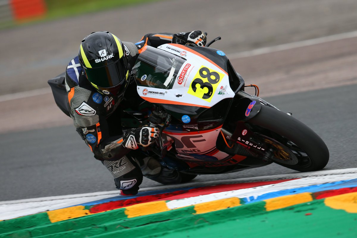 38Adon's tweet photo. THRUXTON RACE REPORT 📰

#racing #motorsport #mhp #AD38 #nextgeneration #Ducati #bsb #ThruxtonBSB  #supersport #drcarmy 

https://t.co/KhSta01MM7 https://t.co/m4bDHNBXJA