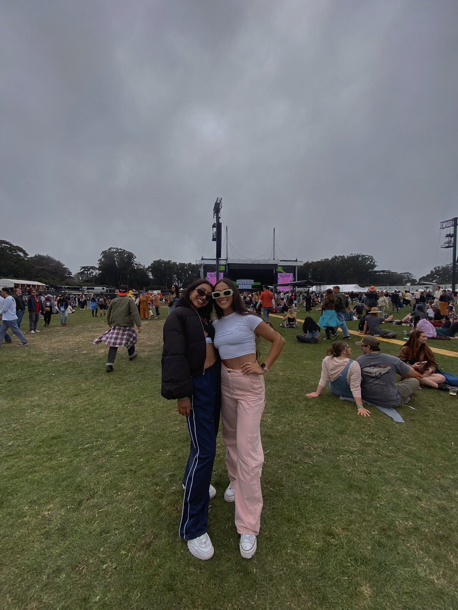 It’s not every week you get to scream along to both Taylor and Lana 3 days apart