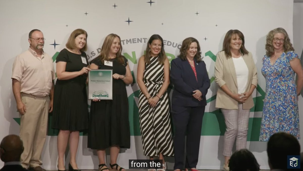 Pioneer Elementary School accepted their Green Ribbon School award in Washington DC on Aug. 8. A national recognition we are very proud of!🌏💚

#InspiredAndEmpoweredPSD #GreenRibbonSchool