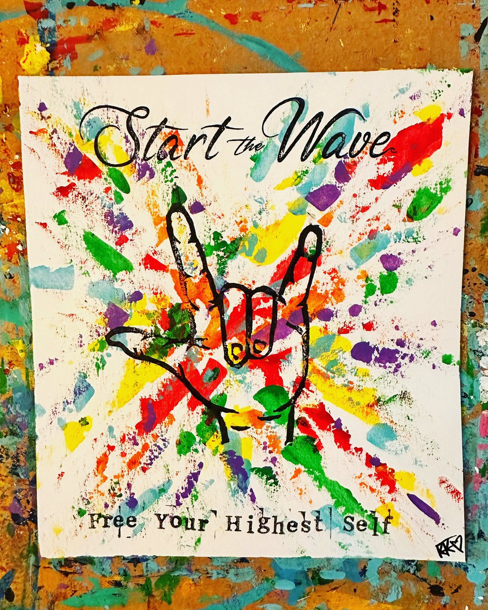 kkfosterartist's tweet photo. what to do when you have left over old drawing paper that you randomly uncover? use it for a new purpose ♻️

✨🌈 Free Your Highest Self 🌈✨

🌊 so here’s a little #StartTheWave eco art reminder with some love 🤟🏻💚

#STWEcoArt #STWEcoMerch #kkfosterartist #Earpers #EcoArt https://t.co/jZLlwcyuSn
