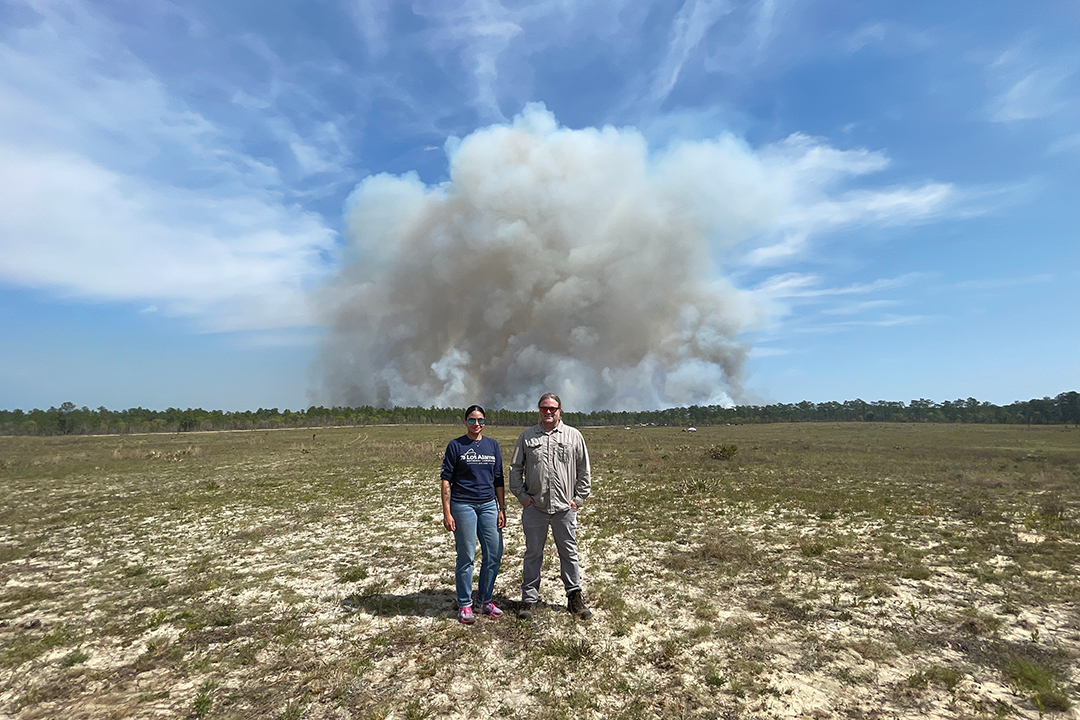 FSUartssciences's tweet image. .@FSUSciComp doctoral student Dorianis Perez uses complex equations to research the dynamics that spawn #wildfires. Read more about her work at @FloridaState's @GfdiFsu and @LosAlamosNatLab in our latest issue of Spectrum: fla.st/WBAJCOZH

#SpectrumFSUArtsSciences