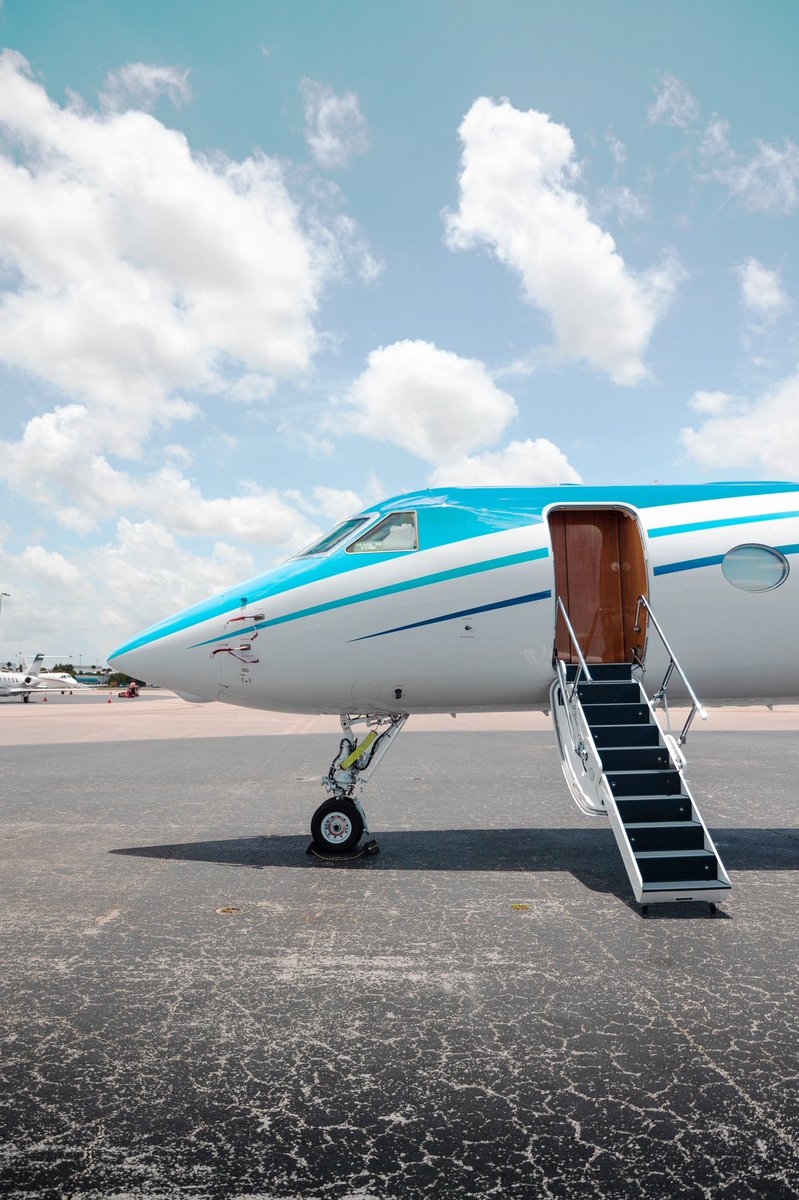 PriveJets's tweet image. A few steps can take you a long way. #FlyPrive 

Visit privejets.com to request a quote.