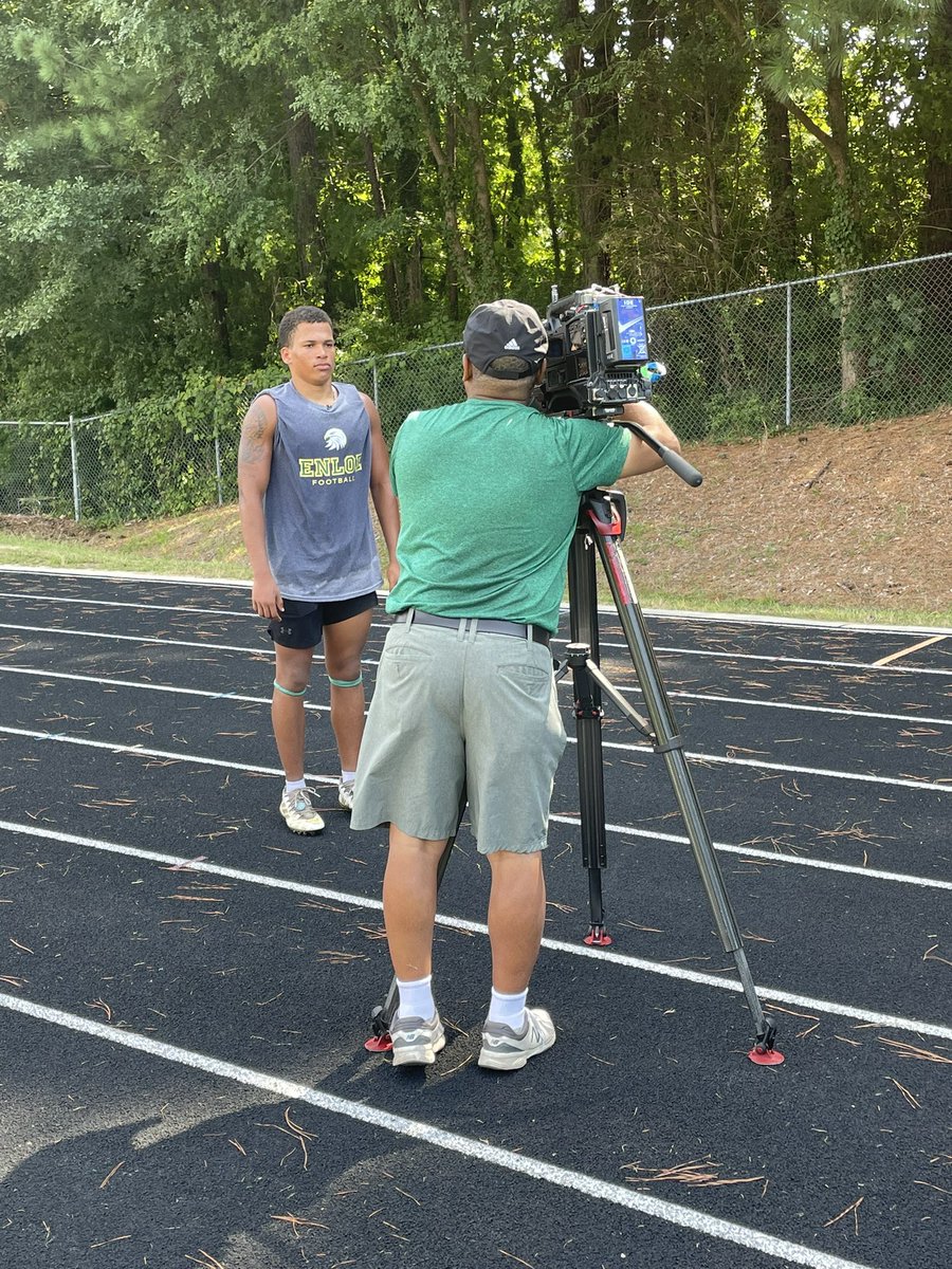 Honored to have the legend @GameDayCharlie at our practice this morning. Excited to be the @ABC11_WTVD Game of the Week on Friday Night! 🦅🏈