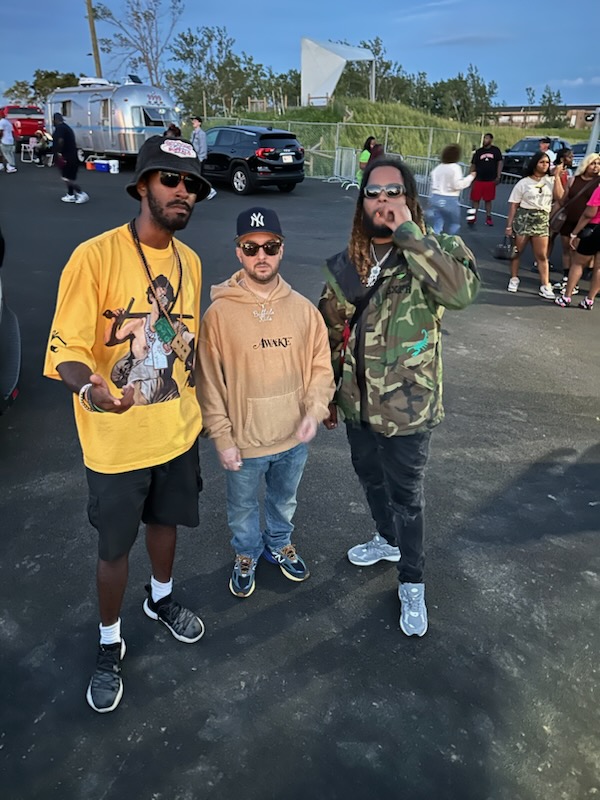 ceegee520's tweet photo. Three Buffalo Kids' Finest of the Sound Providers!!! @Daringer_ @CamoflaugeMonk ⚖️🦂⚖️🦂 https://t.co/wYfLkq2euZ