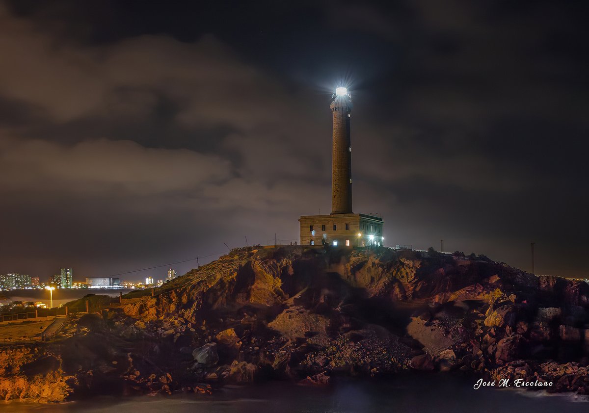 Faro de Cabo de Palos, una noche de verano.

#CaboDePalos #Cartagena #nightphotography