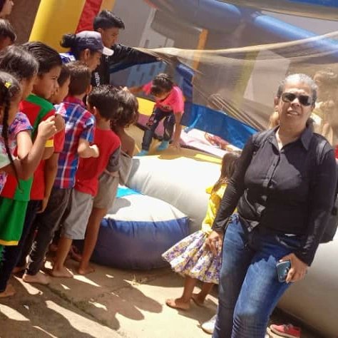 #EscuelasAbiertas

A tráves del programa de Orientación y Formación del Instituto Mamá Rosa, continua brindando capacitación mediante las escuelas abiertas; gracias a los esfuerzos de la Revolución Bolivariana.
#ElTipoEsMaduro