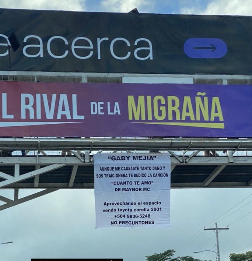 Gaby Mejía te buscamos por toda la unah