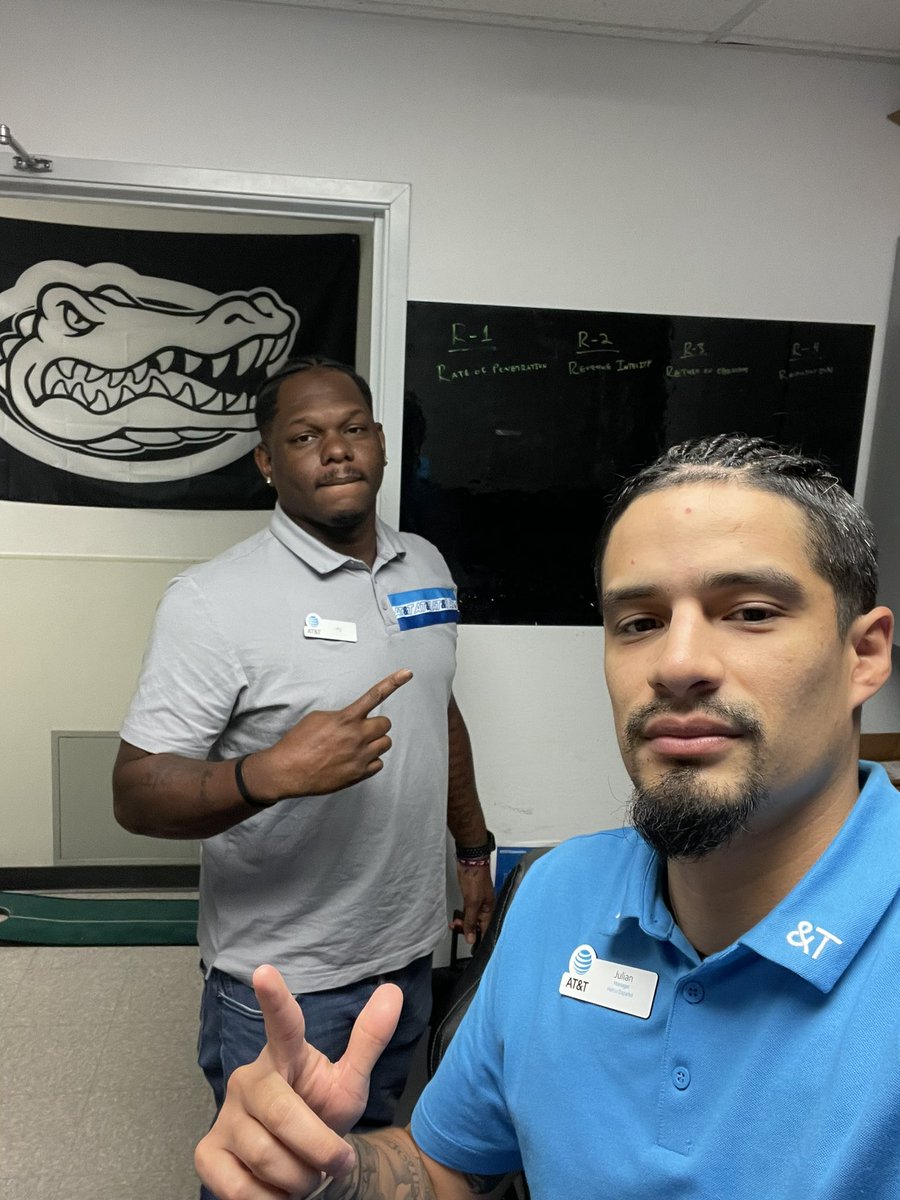 Big shoutout to MJ at Lake Worth.. As of yesterday he is officially business certified in 2023 after closing 8 CRU voice adds he had been working on! 👏🏽 Way to make it #Worthit #LakeWorth 🐊 #att #ntx #SmallBiz @CliffMannon @dbustamante1210
