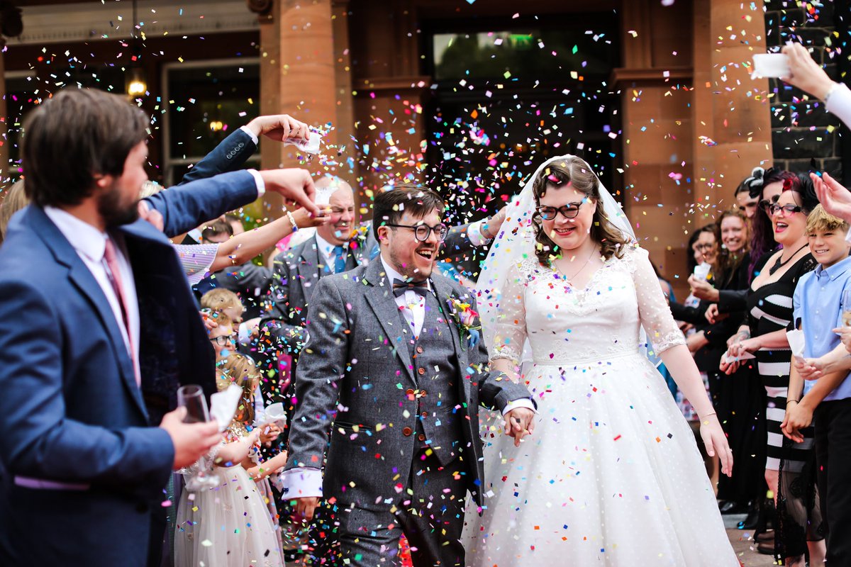 Laura Abernethy tweet media