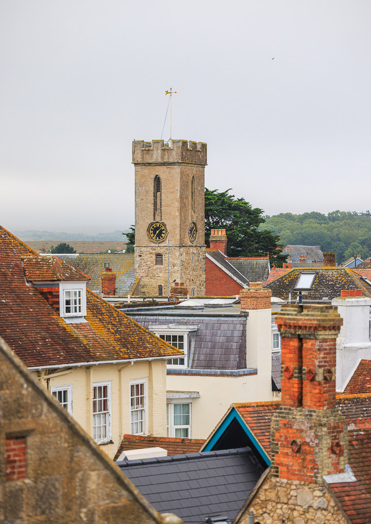 Roof Tops of Yarmouth.  A slightly different view of the #isleofwight town. 
#landscape #isleofwight #isleofwightshots #architecture #yarmouth #landscapephotography #earthcapture #britain #picoftheday #discoverearth #discover #explore #explorepage #landscapelovers #rooftops