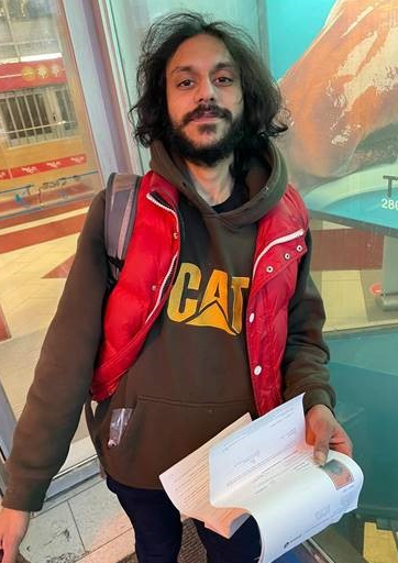 MISSING:
Antony, 25
- last seen Feb. 1, 2023 in the Dundas St W &amp; Spadina Ave area
- described as 5'11", 181 lbs
#GO1753514
^av