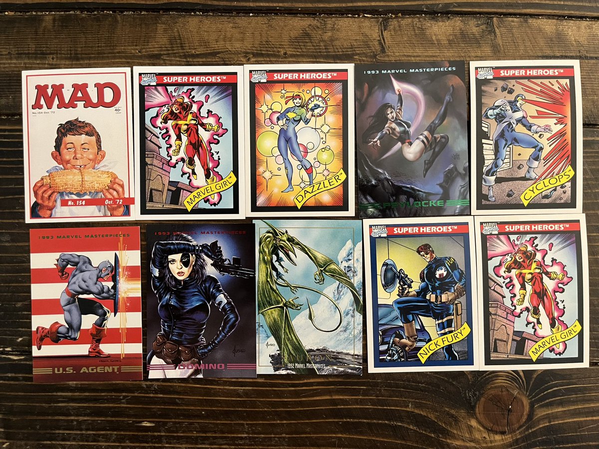 greencircleyall's tweet photo. #mailday from the last few days. First picture showed up yesterday, oddly enough. Everything else today. 

#wrestlingcards #tradingcards #thehobby #marvelcards #tcdb https://t.co/UtzejBB0qz