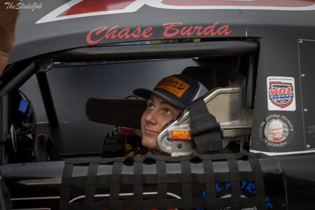 DavidHe18520439's tweet image. @BerlinRaceway #Battleatberlin @bubbapollard26 @Kyle__Crump @ChaseBurda @AndrewScheid_  @HometrackReddit @NASCAR #Superlatemodel #Berlinraceway