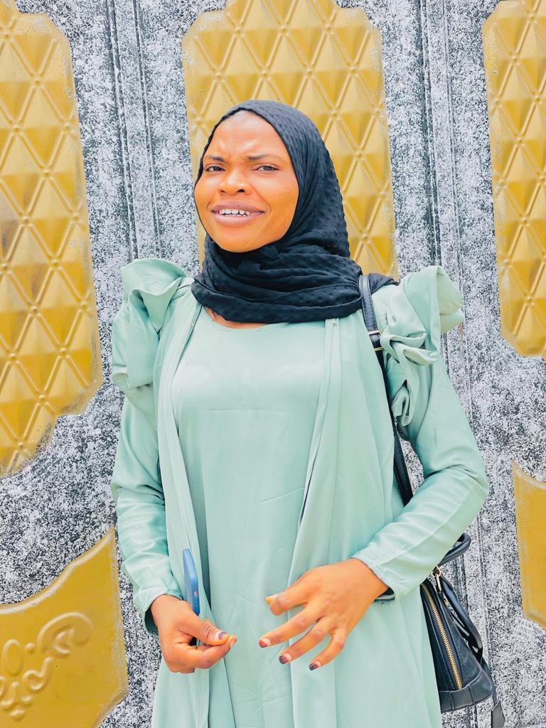 Olorialamaani's tweet photo. Happy birthday to you hajia Aminat the lover of Al-amaani islamic organization Nigeria
#olori Al-amaani warafanahu makana aliyah# https://t.co/GB9u5r9iLl