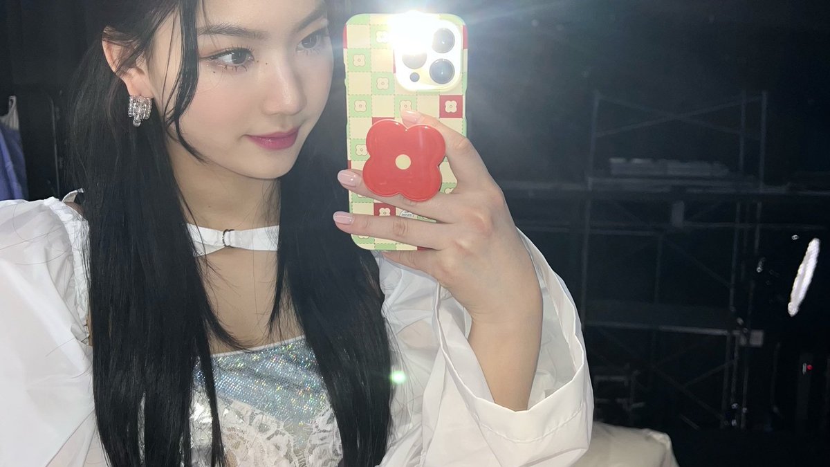 Solo digo #𝚙𝕦̈rk𝕚ཐི·ཋྀ۪z𖦹mbiǝs pero no podemos vivir siempre en el the walking dead porque el mundo del #z𖦹mbiǝ𓊆足跡𓊇𝕝and nos está esperando con los brazos abiertos hacia #𝙷𝕚dǝ·and·𝔖𝕖𝐞𝚔 como para hacernos fans de una vez por todas.♡︎

⠀𝕝ᴉi𝑙a’s  🪷-  𝚅ǝ𝕣𝚂ē