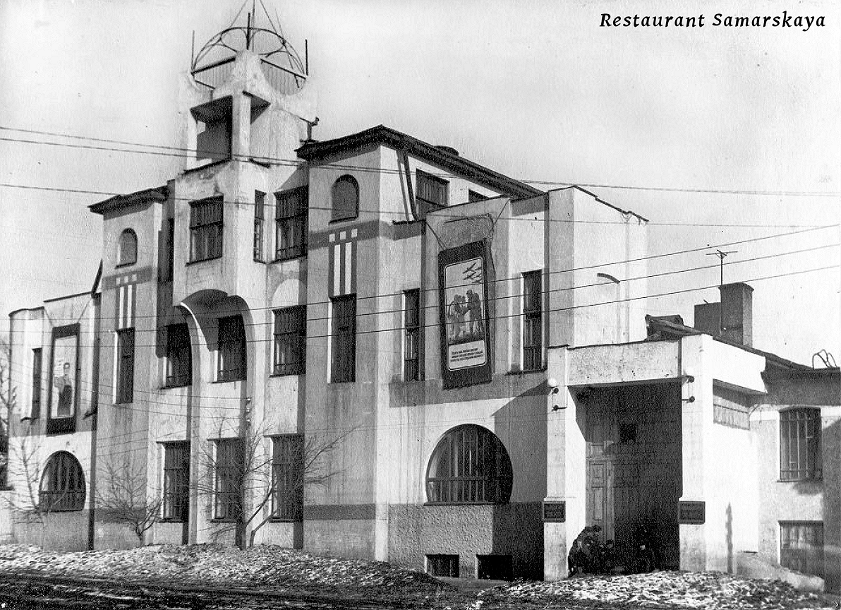 HartUvTheMatter's tweet photo. (continued) Random photos of #OldWorld buildings I collected because I liked them: https://t.co/0W5n6IOahm