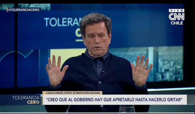 ¿Con qué cara este sinvergüenza careraja derechista dice esto?
Se parece a una frase de los golpistas norteamericanos refiriéndose al gobierno del presidente Allende.