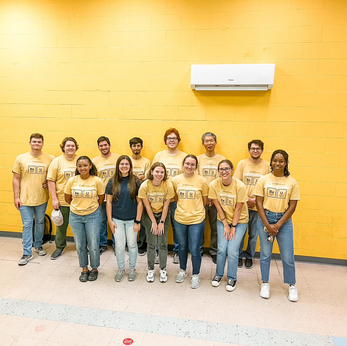 SongGuoUSM's tweet photo. 2023 USM Chem and Biochem REU students presented their poster in MS IDEA/EPSCoR conference. Excellent work accomplished in the summer. Part 3. https://t.co/g6W0vqDqFF