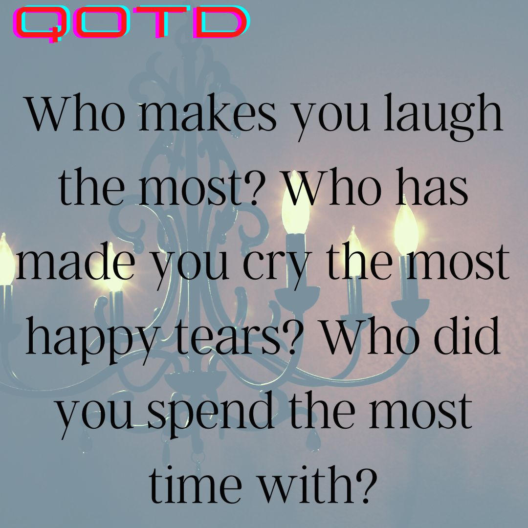 sianbclaven's tweet photo. #QOTD

Jackie and Toni definitely, Darren and Darren as well. I spend most of my time with them (some in person and some virtually) https://t.co/Sc8is5jN3H