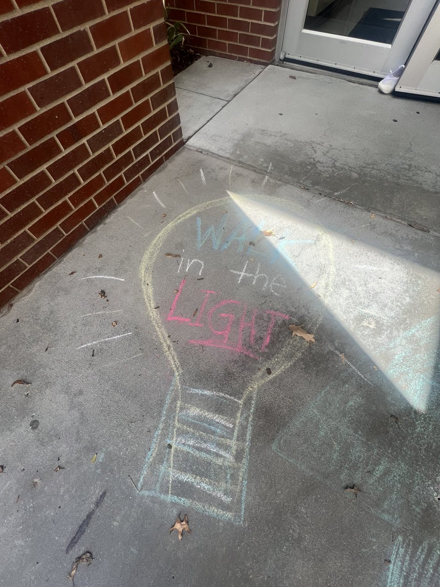 Lincoln Lutheran Student Council tweet media