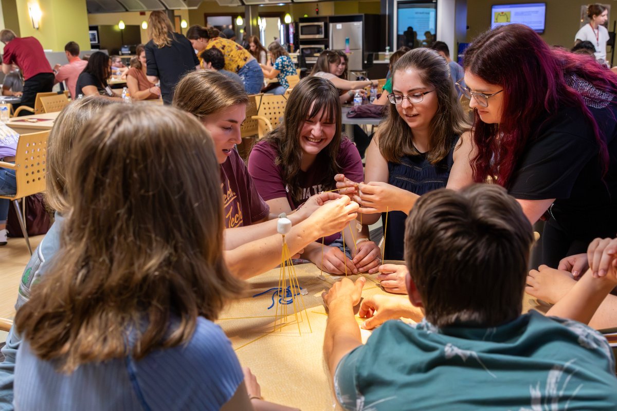 VaMdVetMed's tweet photo. Welcome to the #vmcvm DVM Class of 2027! Day 1 of orientation was filled with many introductions, a ton of team building, and lots of smiles. It's truly our favorite time of the season. 🥰 #VT27 https://t.co/qYLJNHcWAd