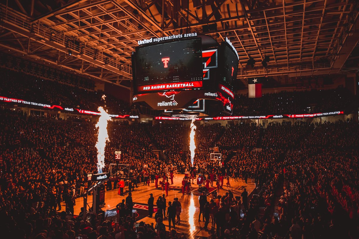 Best fans in the country doin best fans in the country things.

<a href="/TexasTechFB/">Texas Tech Football</a> season tickets: sold out ☑️
<a href="/TexasTechMBB/">Texas Tech Basketball</a> season tickets: sold out ☑️

 #WreckEm